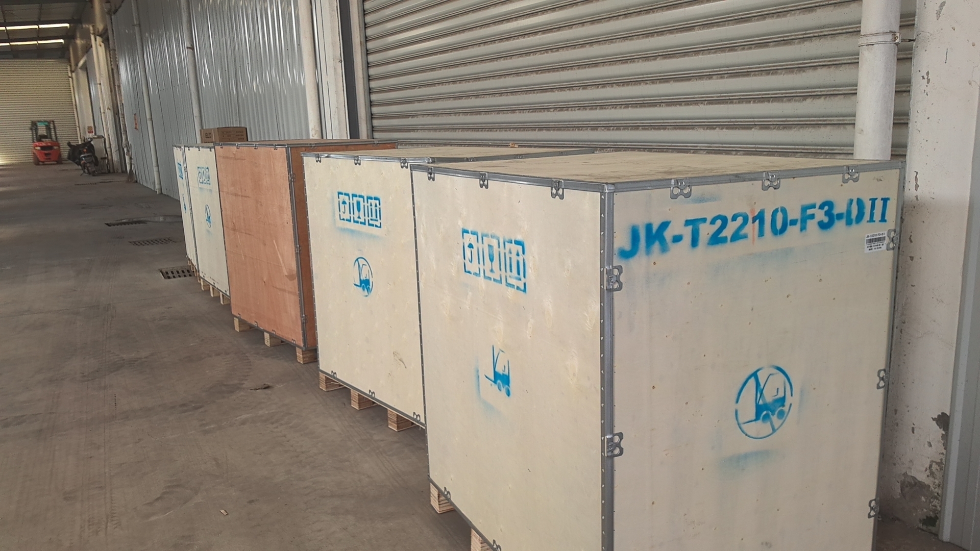 Najnowsze blogi firmy 10 zestawów maszyn do szycia